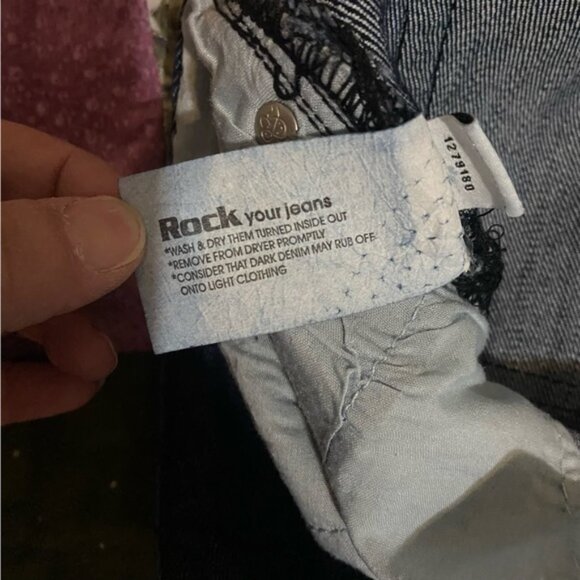 Rock & Republic rhinestone pocket bootcut jeans Size 31 - Picture 7 of 10